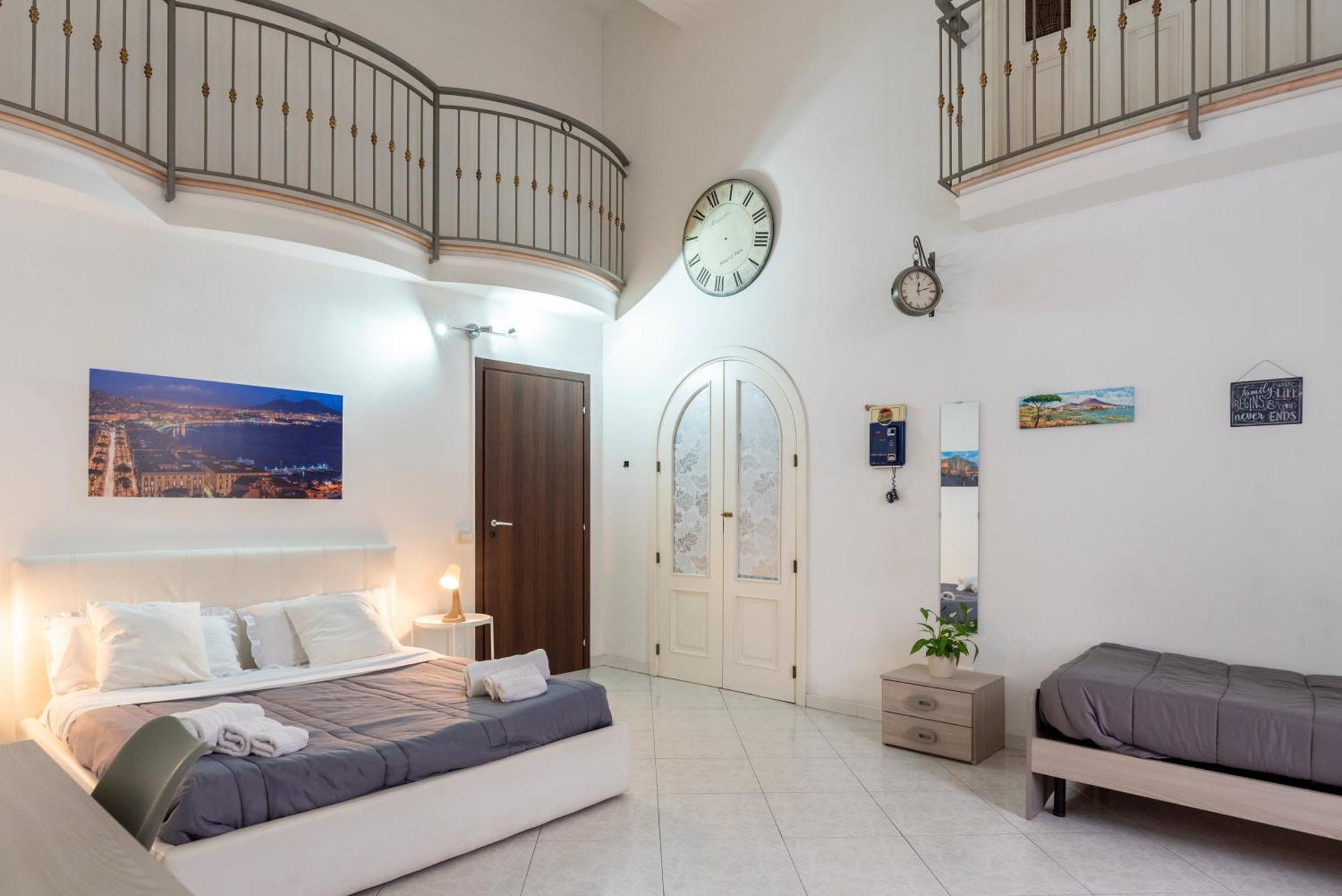 Napoli Centro, Dm Suites Exterior foto